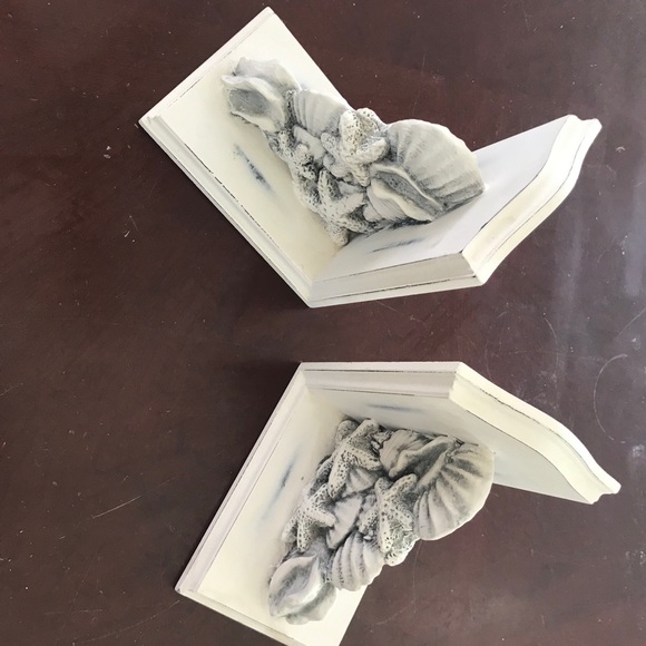 Decorative SHELLS Bookends. NWT White/Grey - Picture 8 of 8